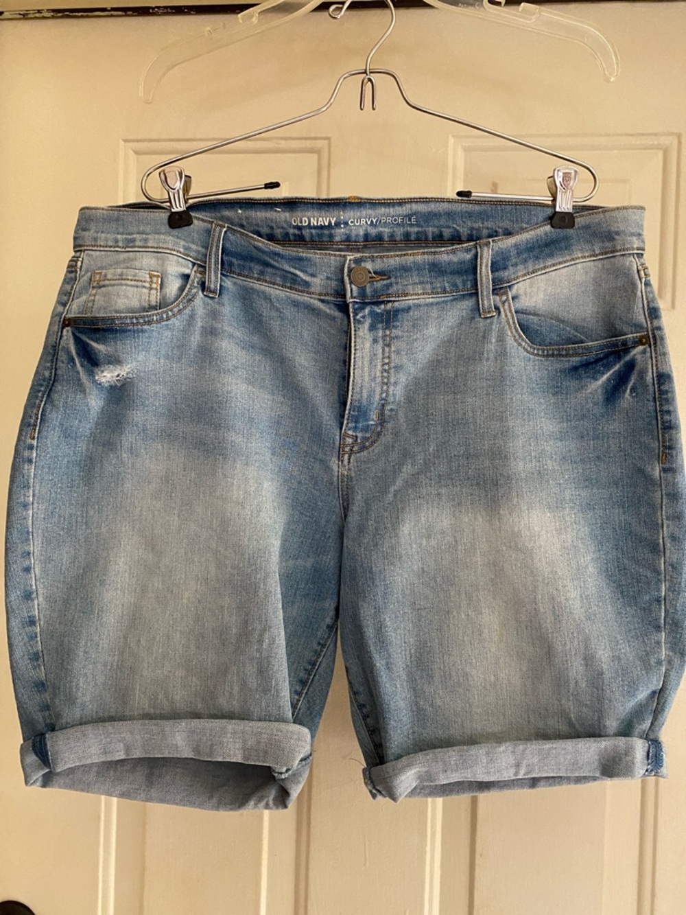 Old Navy Light Blue Curvy Denim Bermuda Shorts